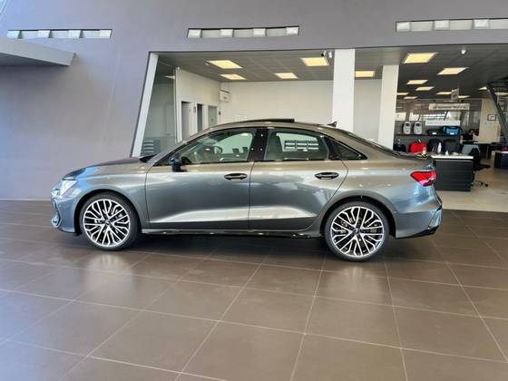 AUDI A3 2.0 40 TFSI GASOLINA SEDAN PERFORMANCE BLACK S-TRONIC AUDI A3 2.0 40 TFSI GASOLINA SEDAN PERFORMANCE BLACK S-TRONIC